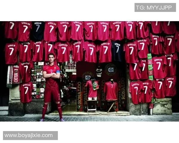 足球明星床头摆台的独特魅力与个性化装饰风格解析